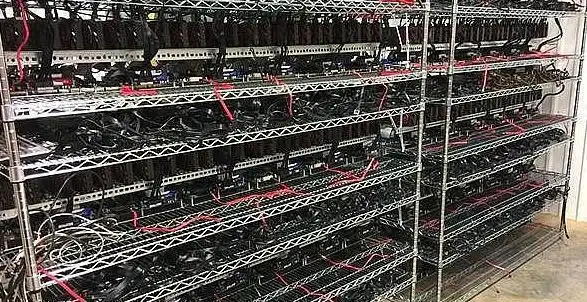 Mining farm infrastructure with advanced power supply units